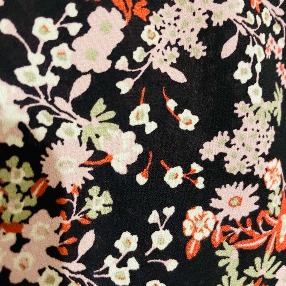 Est 1946 blouse Navy size 18/20
